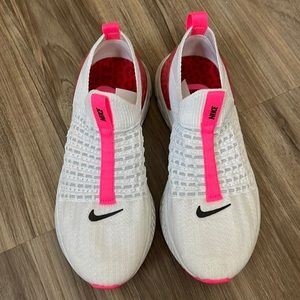 Nike React Phantom Run Fly Knit Women’s size 7.5 slip on